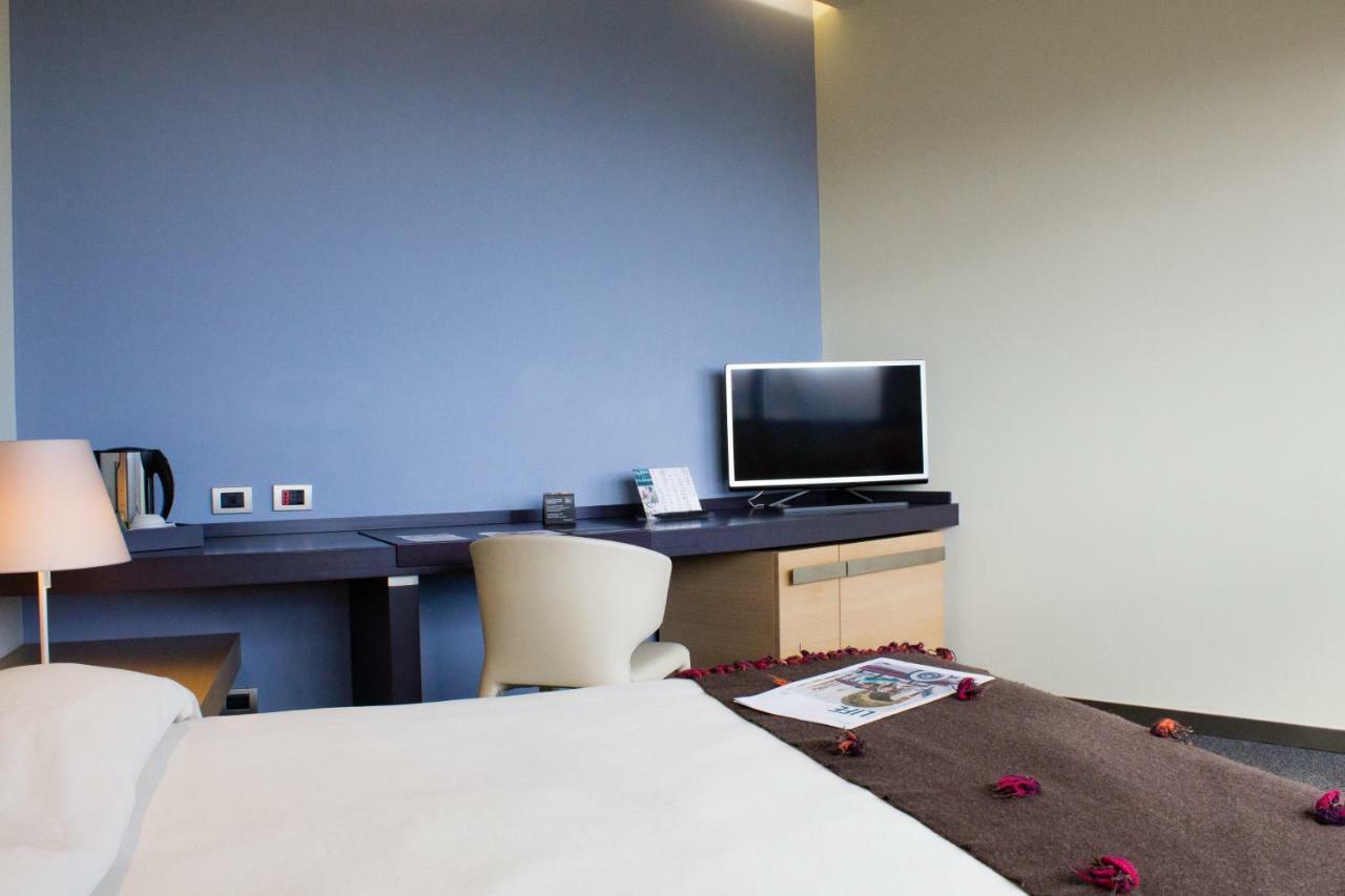 Una Hotels T Hotel Cagliari Dış mekan fotoğraf
